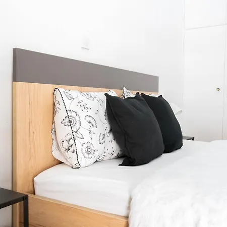 Bright Modern View Of The Acropolis 5 Min Walk Apartment